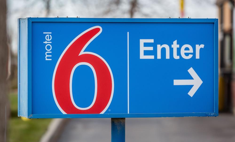 Motel 6-Saskatoon, Sk Kültér fotó