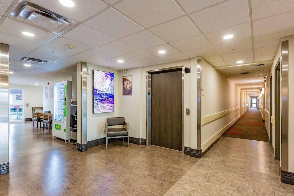 Motel 6-Saskatoon, Sk Kültér fotó